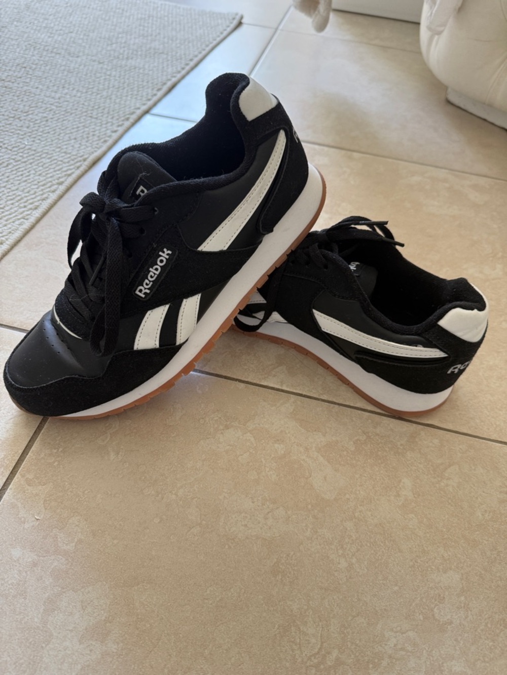 Reebok Black and White Women's Low-Top Sneakers